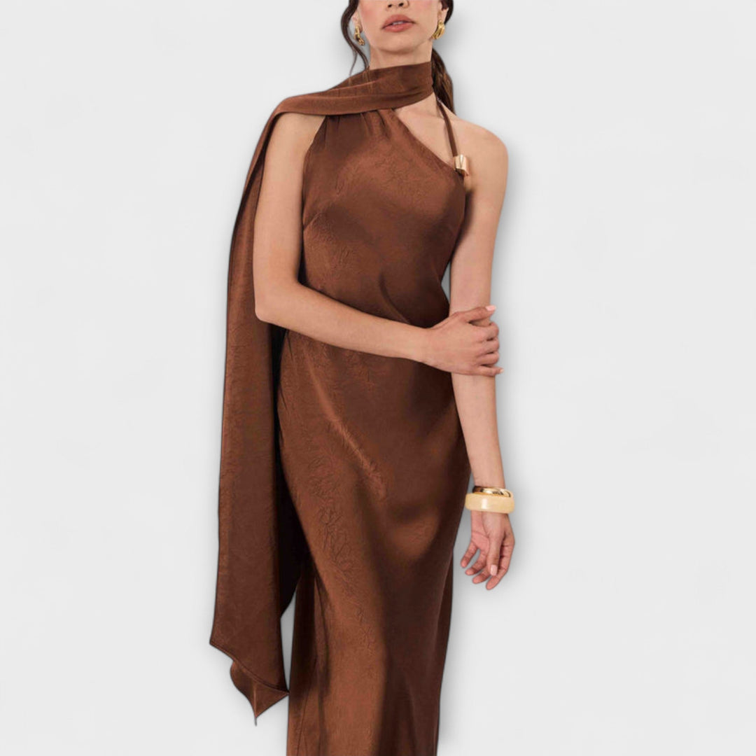 Azura - Braunes Satin-Maxikleid mit One-Shoulder