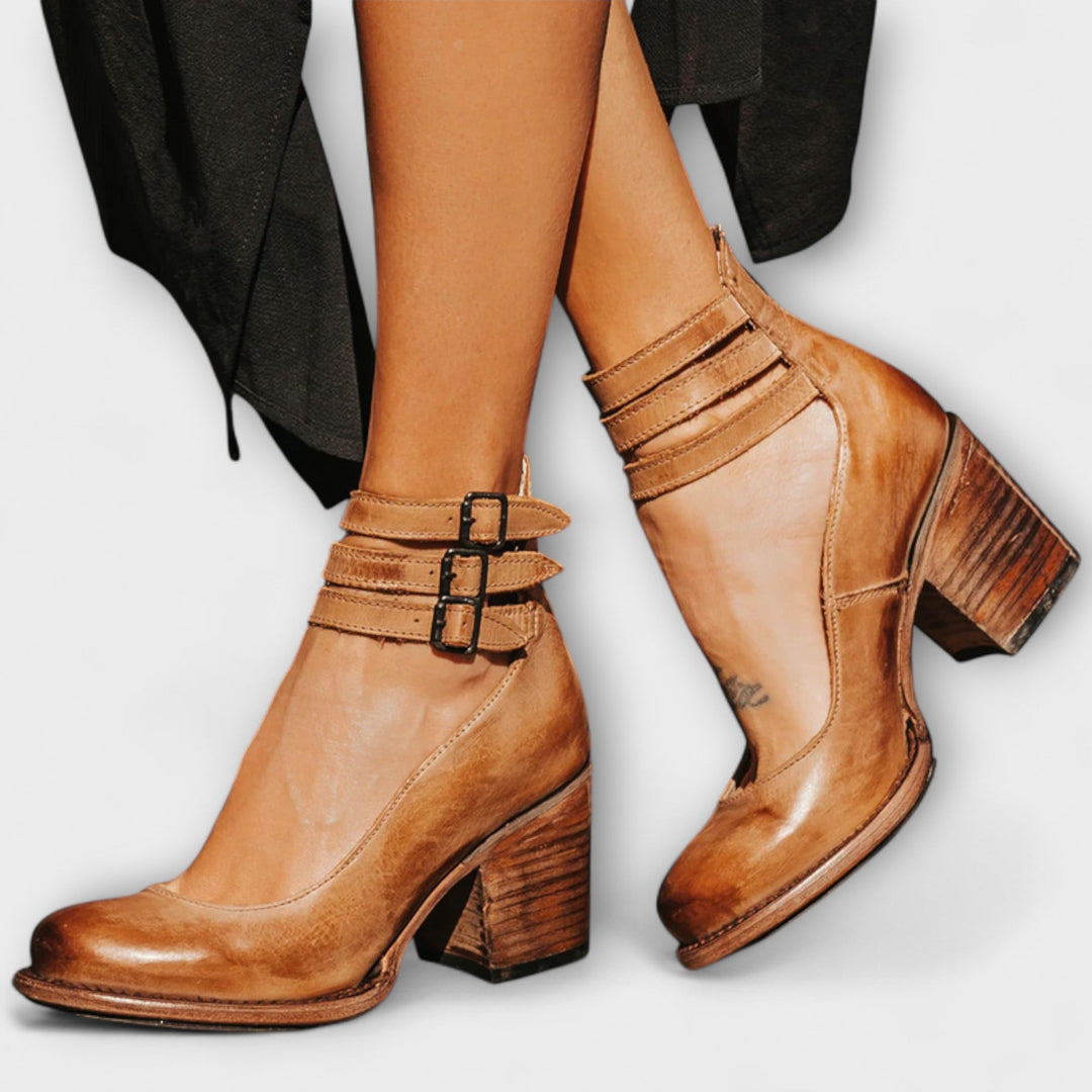 Marga - Lederstiefelette mit Drei Riemen