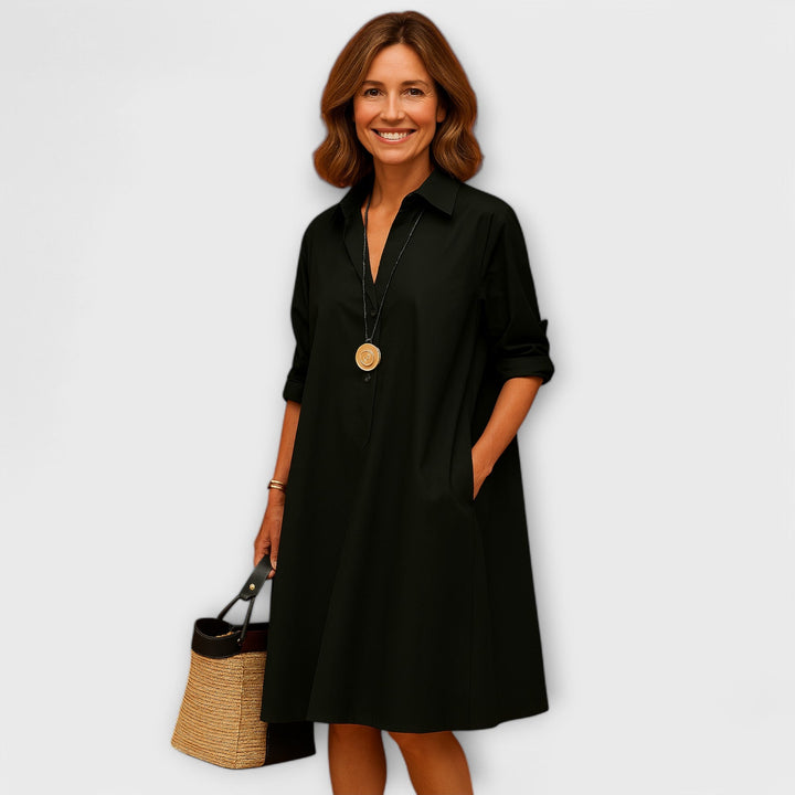 Modernes rotes Hemdkleid mit Dreiviertelärmeln