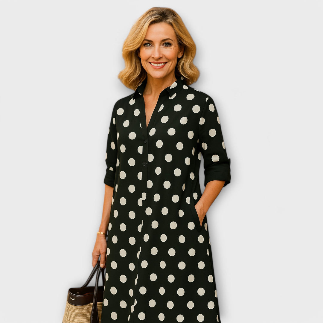 Modernes rotes Hemdkleid mit Dreiviertelärmeln