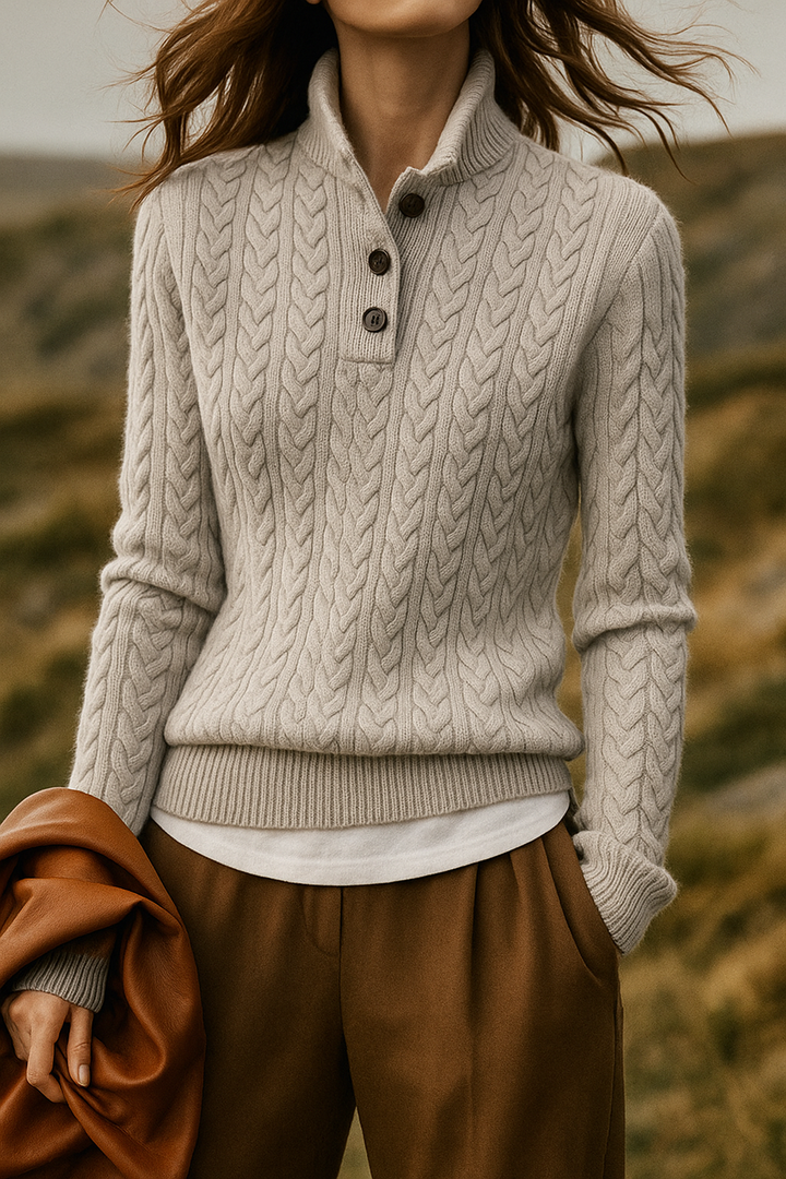 Nathalia | Zopfstrickpullover mit Knopfleiste am Kragen für Damen