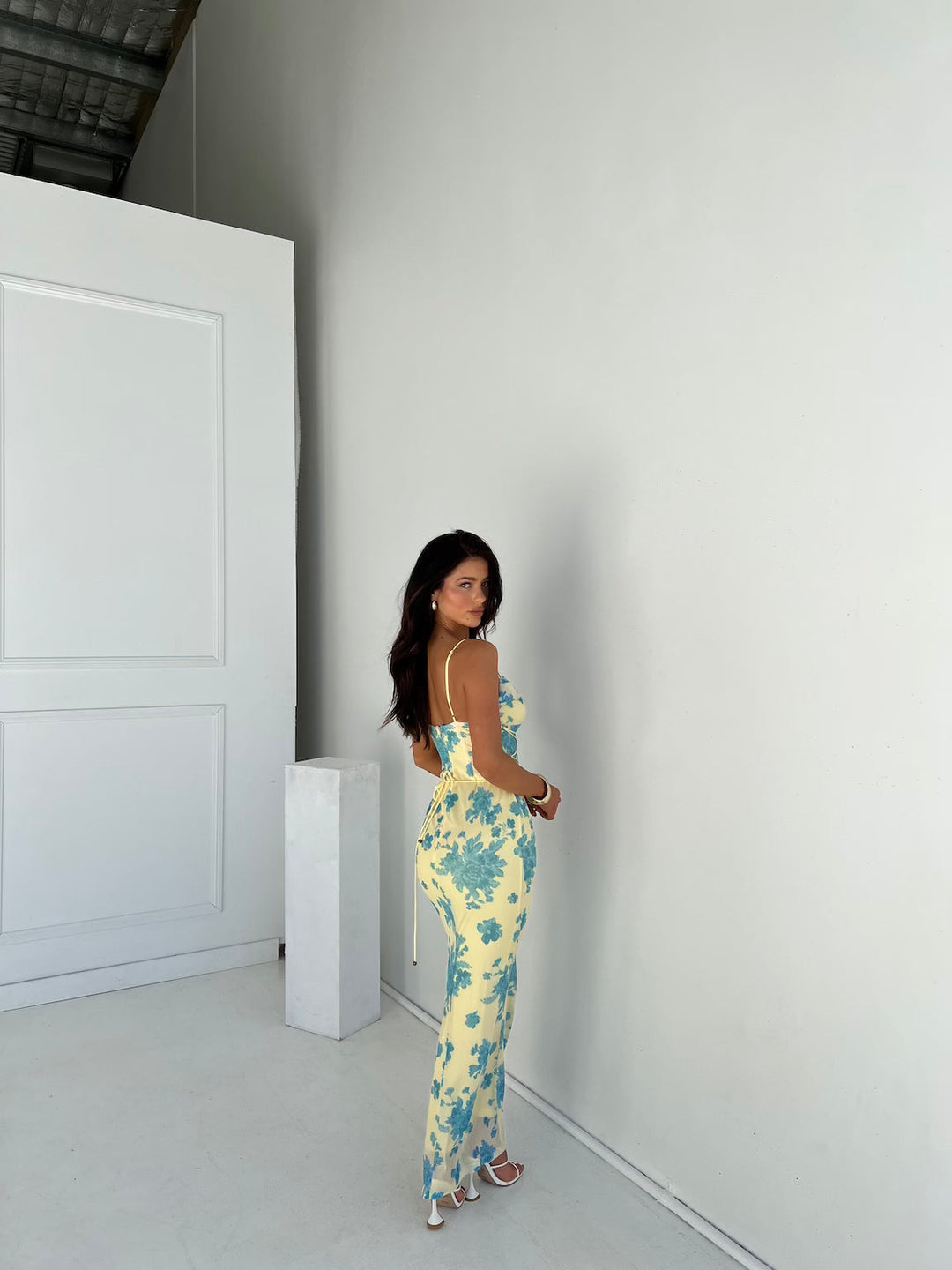 Pelagia | Geblümtes Damen-Maxikleid mit Spaghettiträgern für Hochzeitsgäste