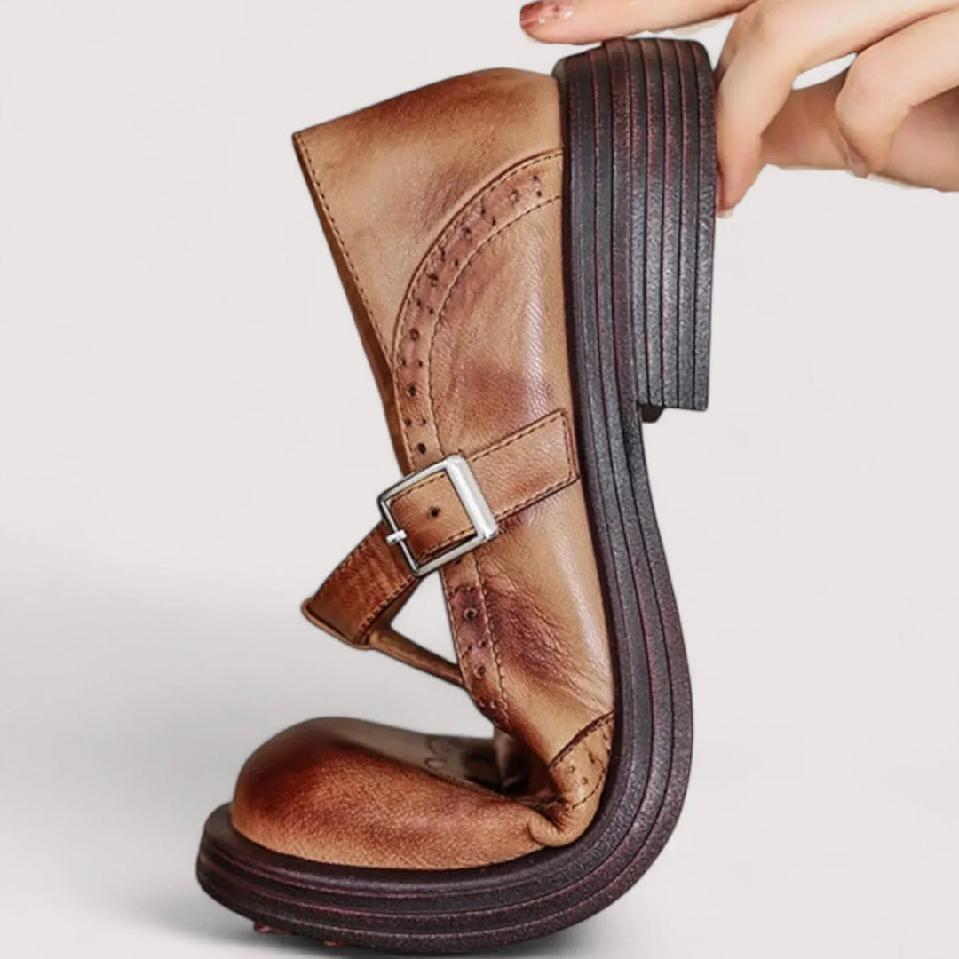 Claudia | Mary-Jane-Loafer aus Leder mit Lochmuster für Damen
