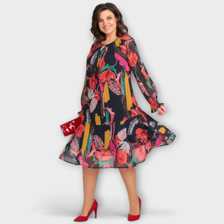 Caroline - Elegantes Plus-Size-Kleid mit Blütenmuster