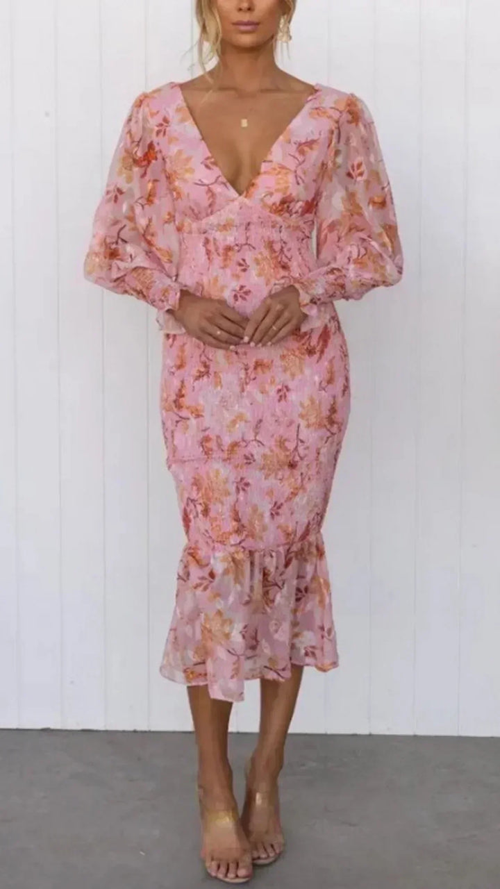 Vilhelmina | Damen-Midikleid mit V-Ausschnitt, Puffärmeln und Volantsaum für Hochzeitsgäste