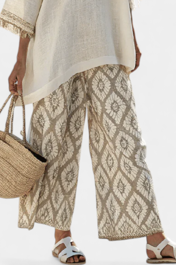 Eduarda - Cremefarbenes elegantes Boho-Chic-Set mit Ikat-Muster