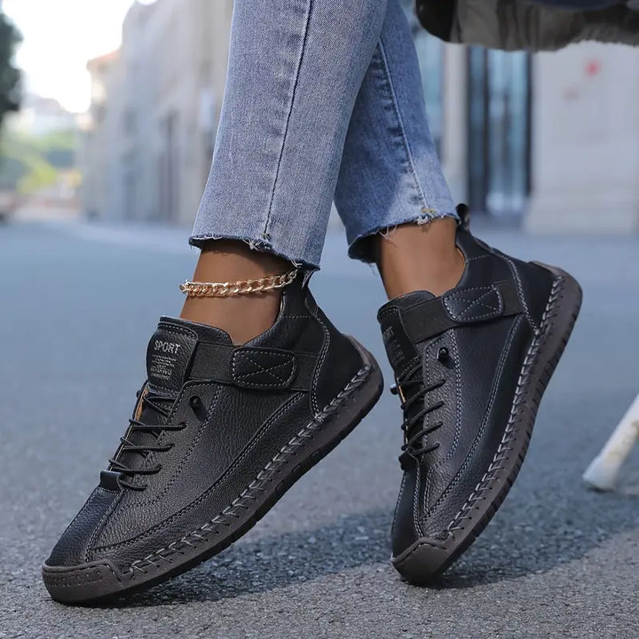 Alceste | Canvas-Sneakers mit Schnürung und Ziernähten für Damen