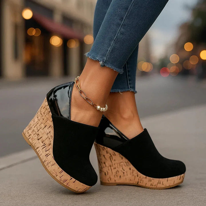 Augusta | Plateau-Keilstiefeletten mit seitlichen Cut-outs für Damen