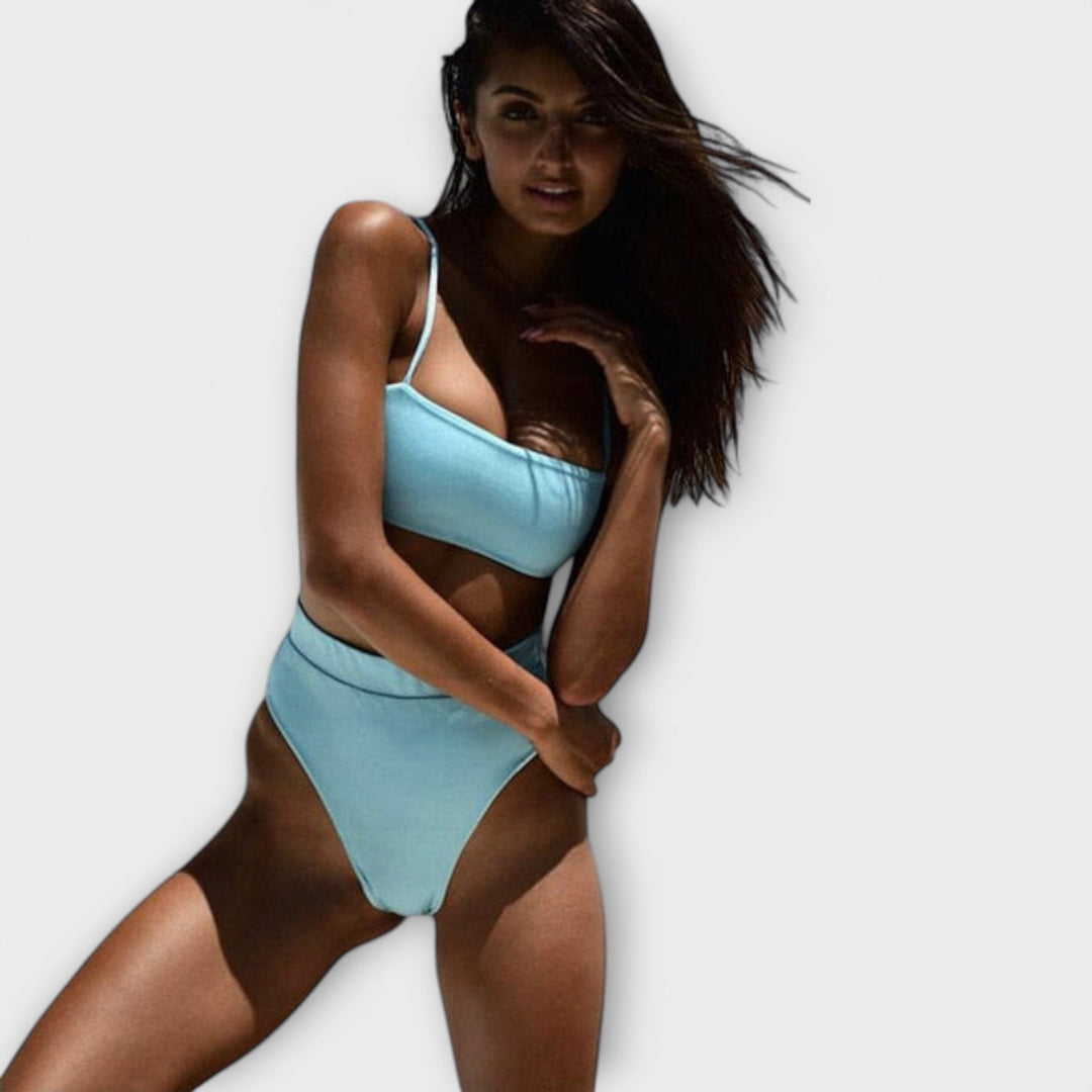 Saar - Minimalistischer geripter Bikini