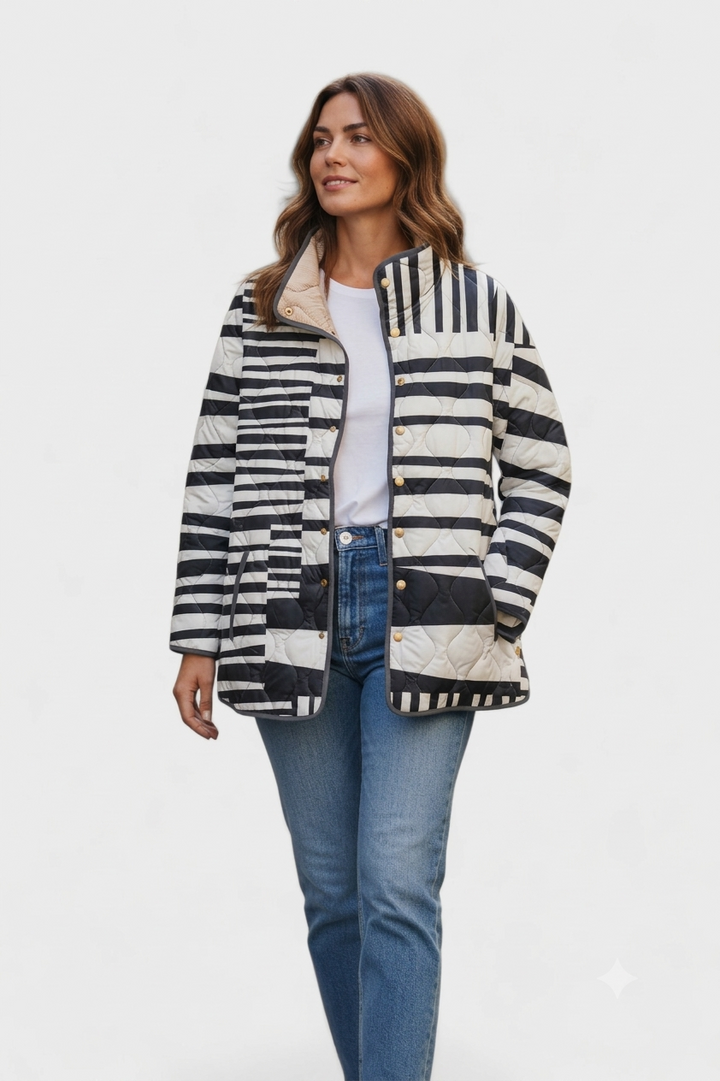 Olivia | Gestreifte Steppjacke mit Kapuze und Stehkragen für Damen