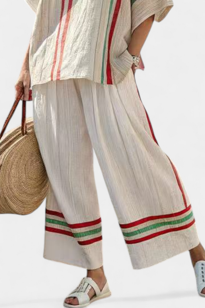 Beatriz - Cremefarbenes mediterranes Set mit Streifen
