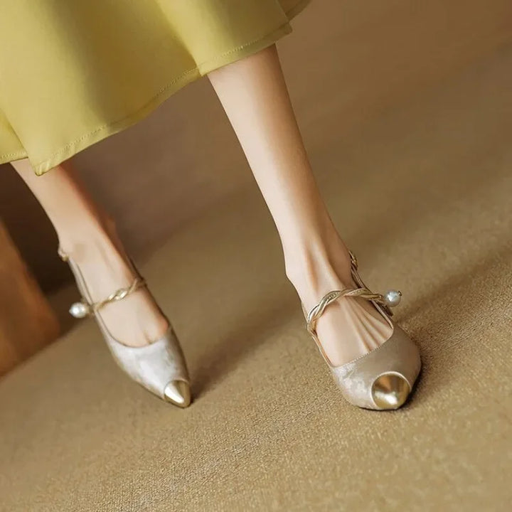 Margarete – Slingback-Pumps mit Perlenriemchen