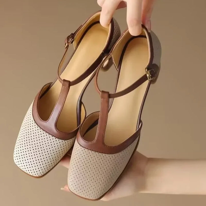 Helene – Zweifarbige T-Steg-Schuhe mit Blockabsatz