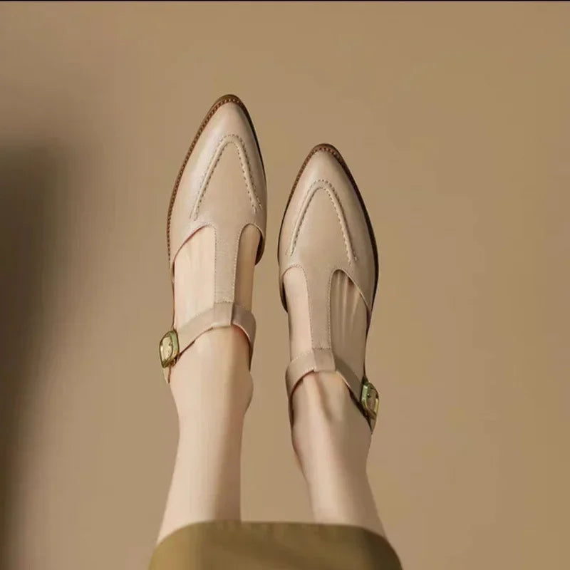 Hannah – T-Steg-Schuhe mit Schnalle und niedrigem Absatz