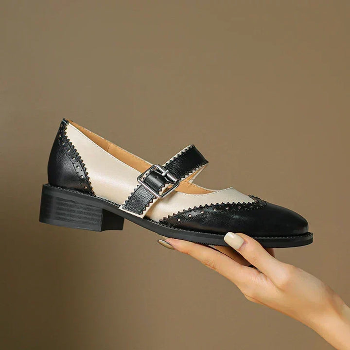Paula – Zweifarbige Mary-Jane-Schuhe im Budapester Stil