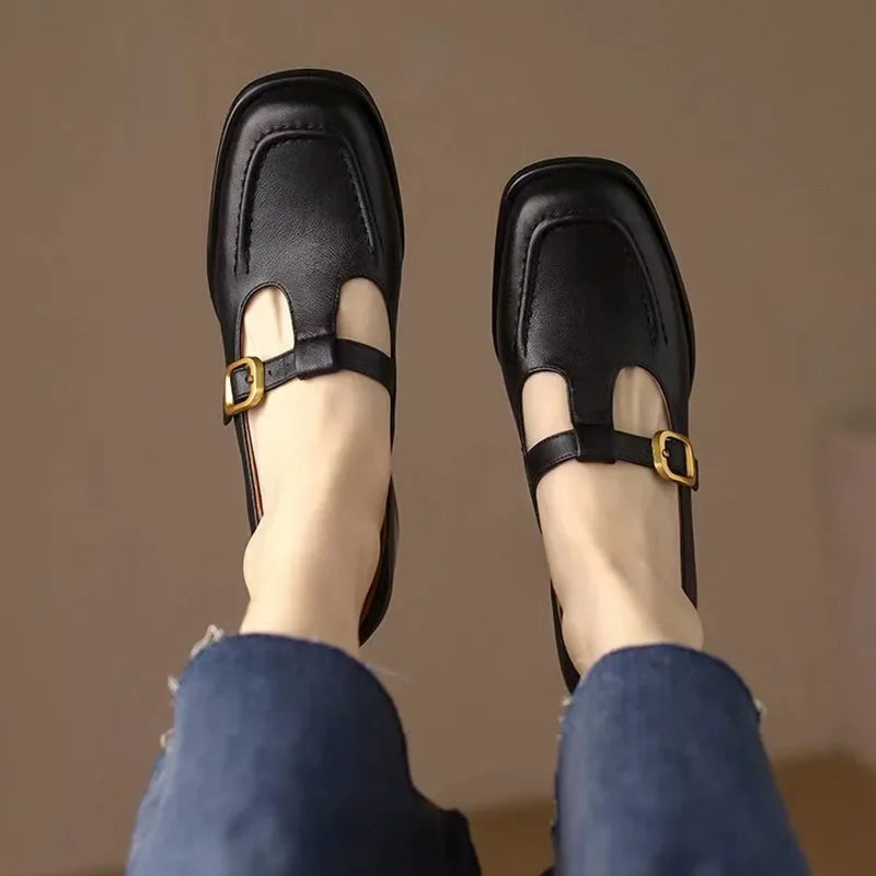 Emilia – T-Steg-Schuhe im Retro-Stil mit Blockabsatz