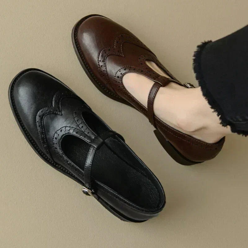 Johanna – T-Steg-Schuhe mit gewellter Kante
