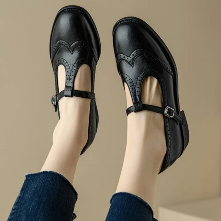 Johanna – T-Steg-Schuhe mit gewellter Kante