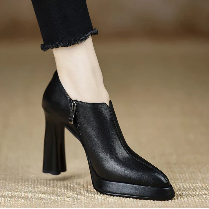 Lina – Stiefeletten mit Blockabsatz und Plateau