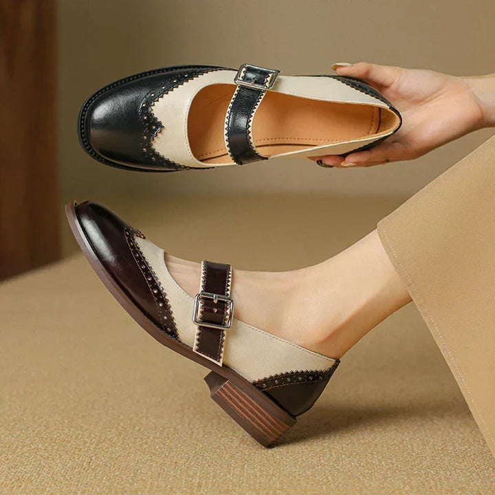 Paula – Zweifarbige Mary-Jane-Schuhe im Budapester Stil