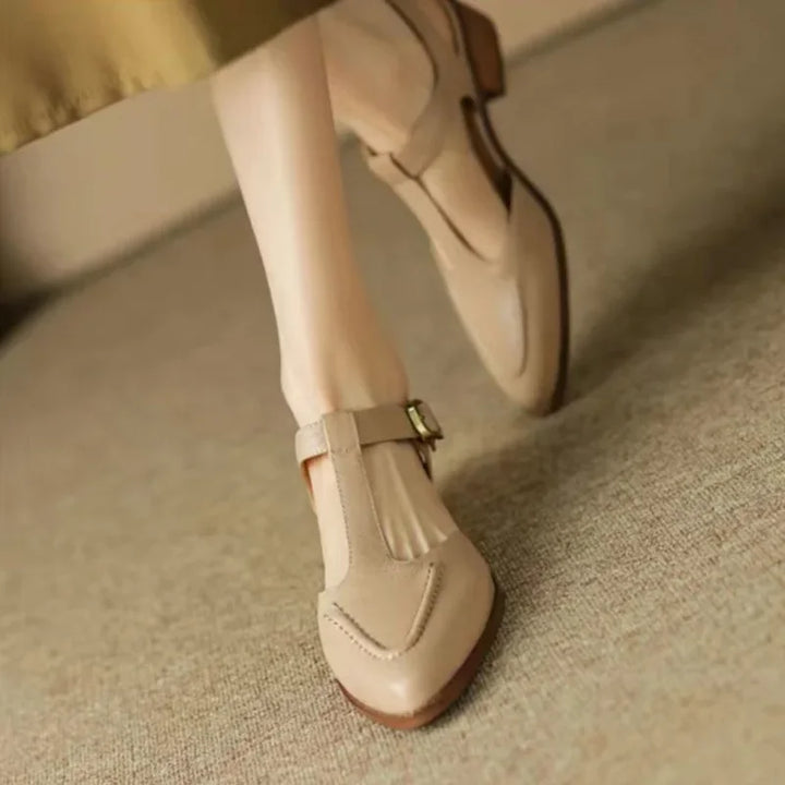 Hannah – T-Steg-Schuhe mit Schnalle und niedrigem Absatz