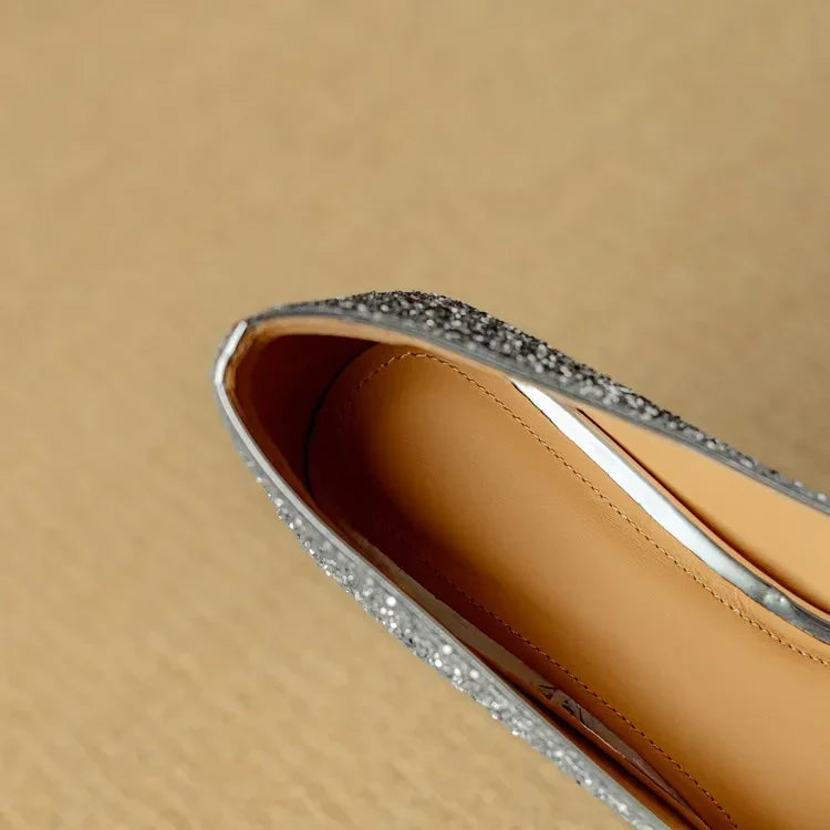 Theresa – Glitzer-Pumps mit Schmuckschnalle