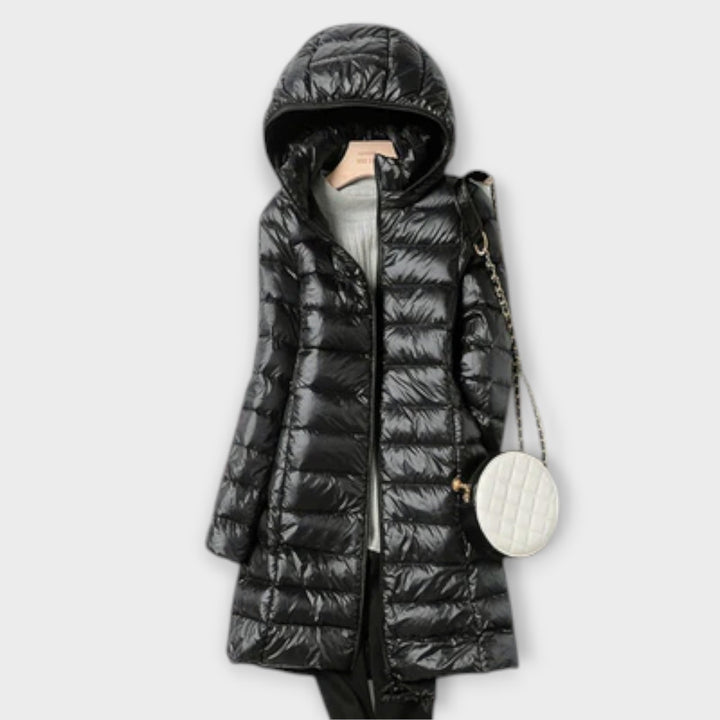 Annika - Beige ultraleichte Daunenjacke mit Kapuze