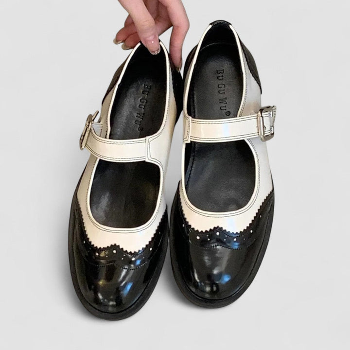 Leonie – Flache zweifarbige Mary-Jane-Schuhe