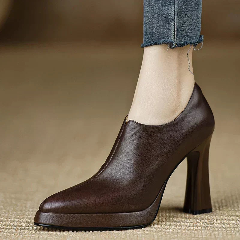 Lina – Stiefeletten mit Blockabsatz und Plateau
