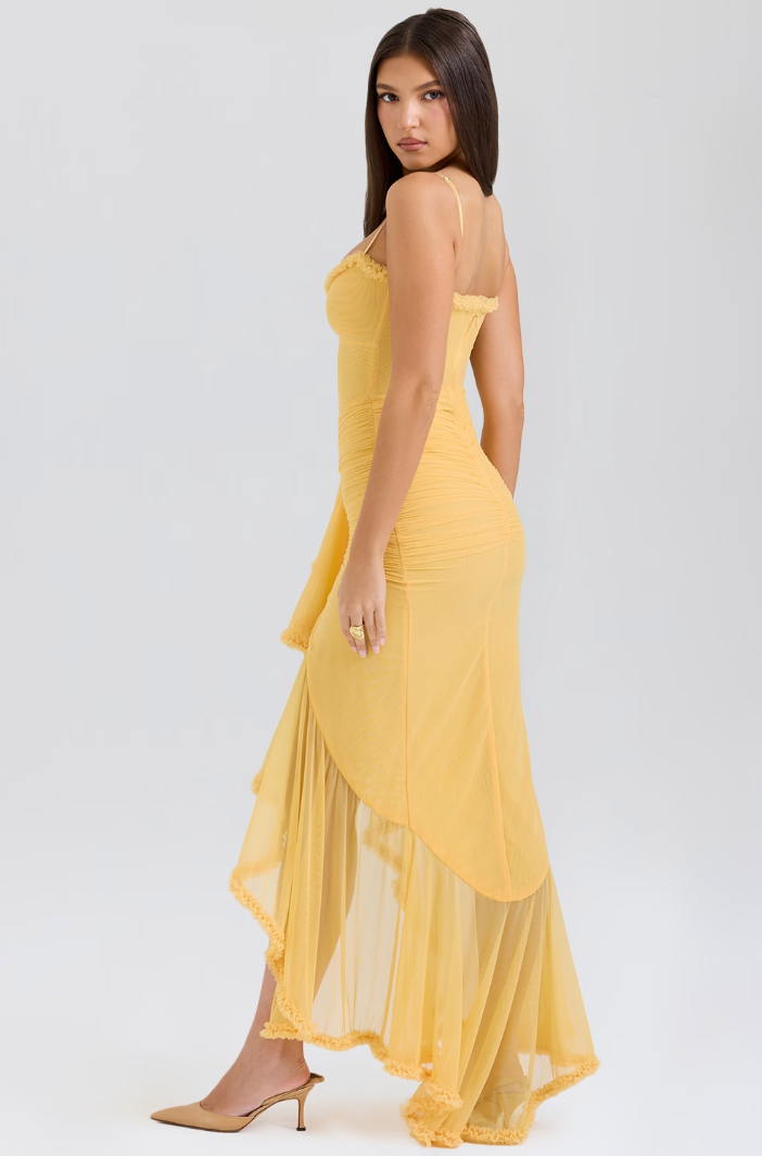 Alexandra | Gerafftes Damen-Maxikleid mit Herzausschnitt und asymmetrischem Volantsaum für Hochzeitsgäste