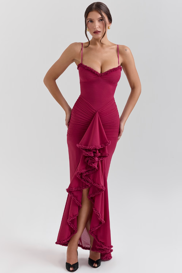 Alexandra | Gerafftes Damen-Maxikleid mit Herzausschnitt und asymmetrischem Volantsaum für Hochzeitsgäste