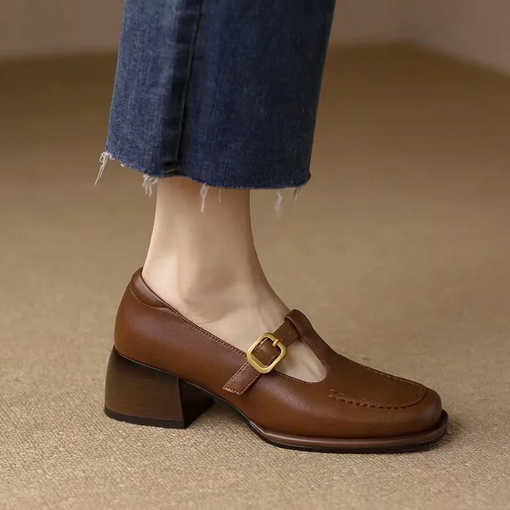 Emilia – T-Steg-Schuhe im Retro-Stil mit Blockabsatz
