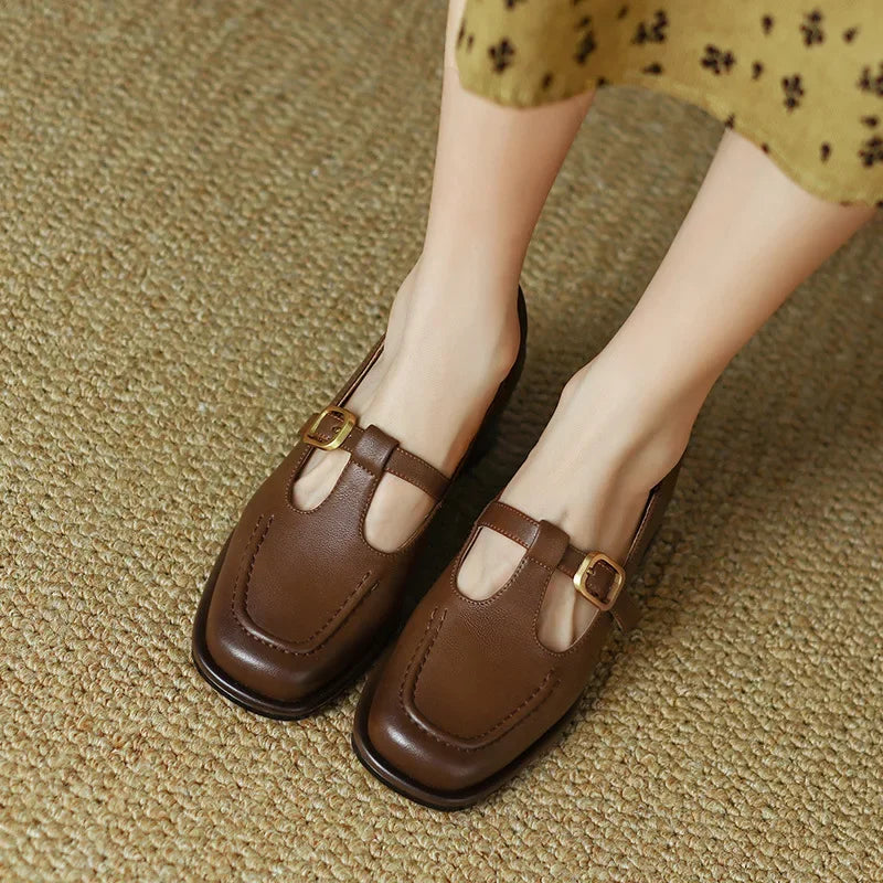 Emilia – T-Steg-Schuhe im Retro-Stil mit Blockabsatz
