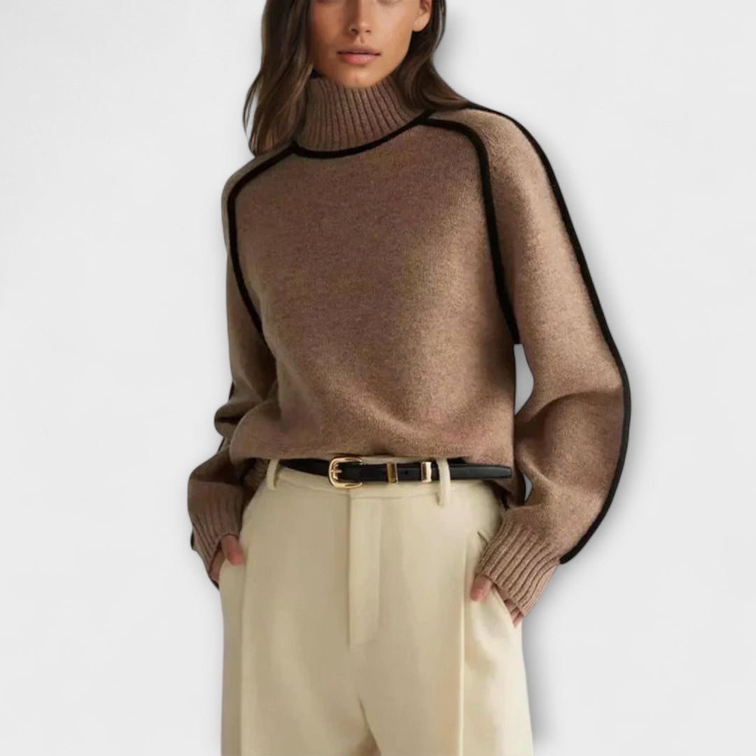Julia - Brauner Pullover mit Stehkragen