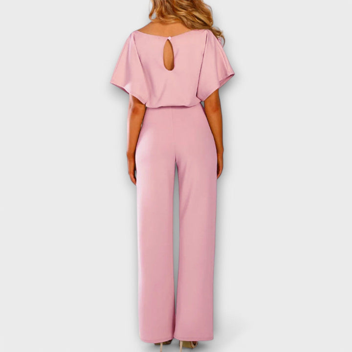 Cremefarbener stilvoller Jumpsuit