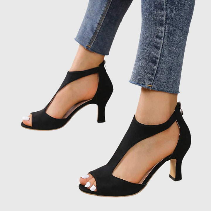 Edeltraud - Roséfarbene Riemchen-Pumps