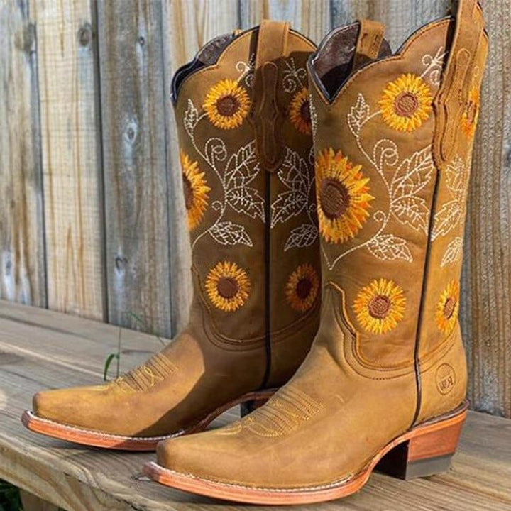 Bellatrix | Westernstiefel mit eckiger Spitze und Sonnenblumenstickerei für Damen