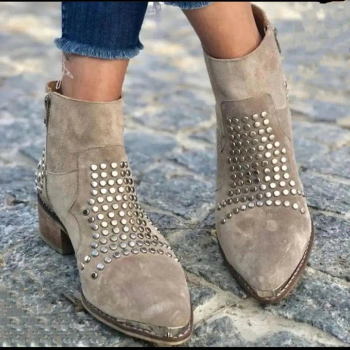 Benedetta | Wildleder-Stiefeletten mit Blockabsatz und Nieten für Damen
