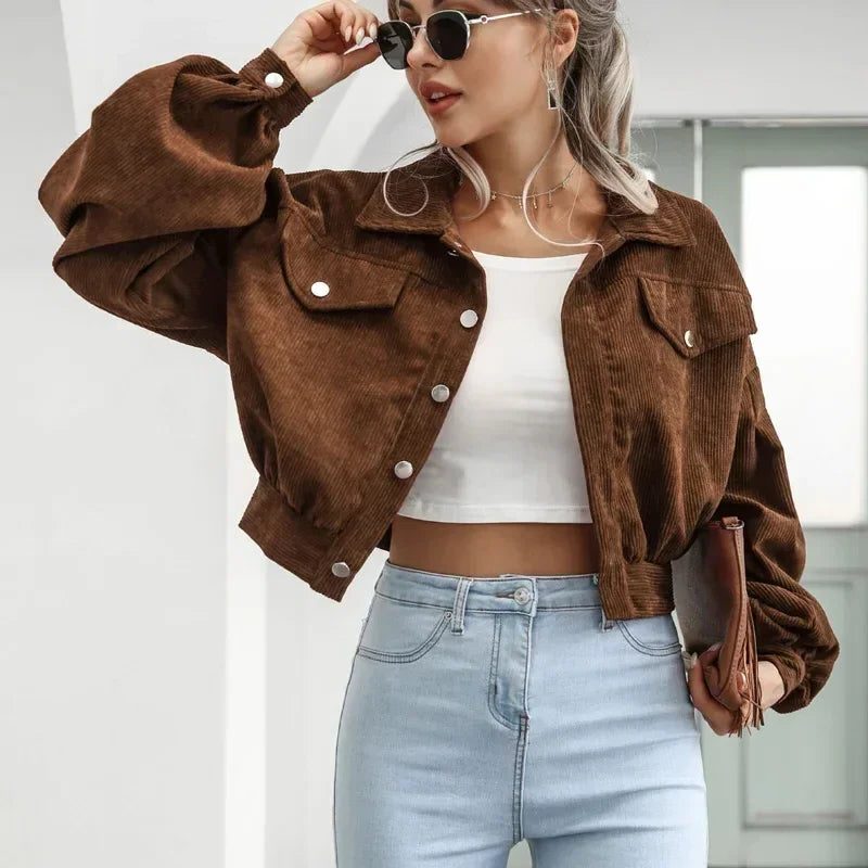 Brielle | Kurze Cord-Bomberjacke mit Knopfleiste für Damen