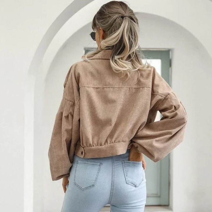 Brielle | Kurze Cord-Bomberjacke mit Knopfleiste für Damen