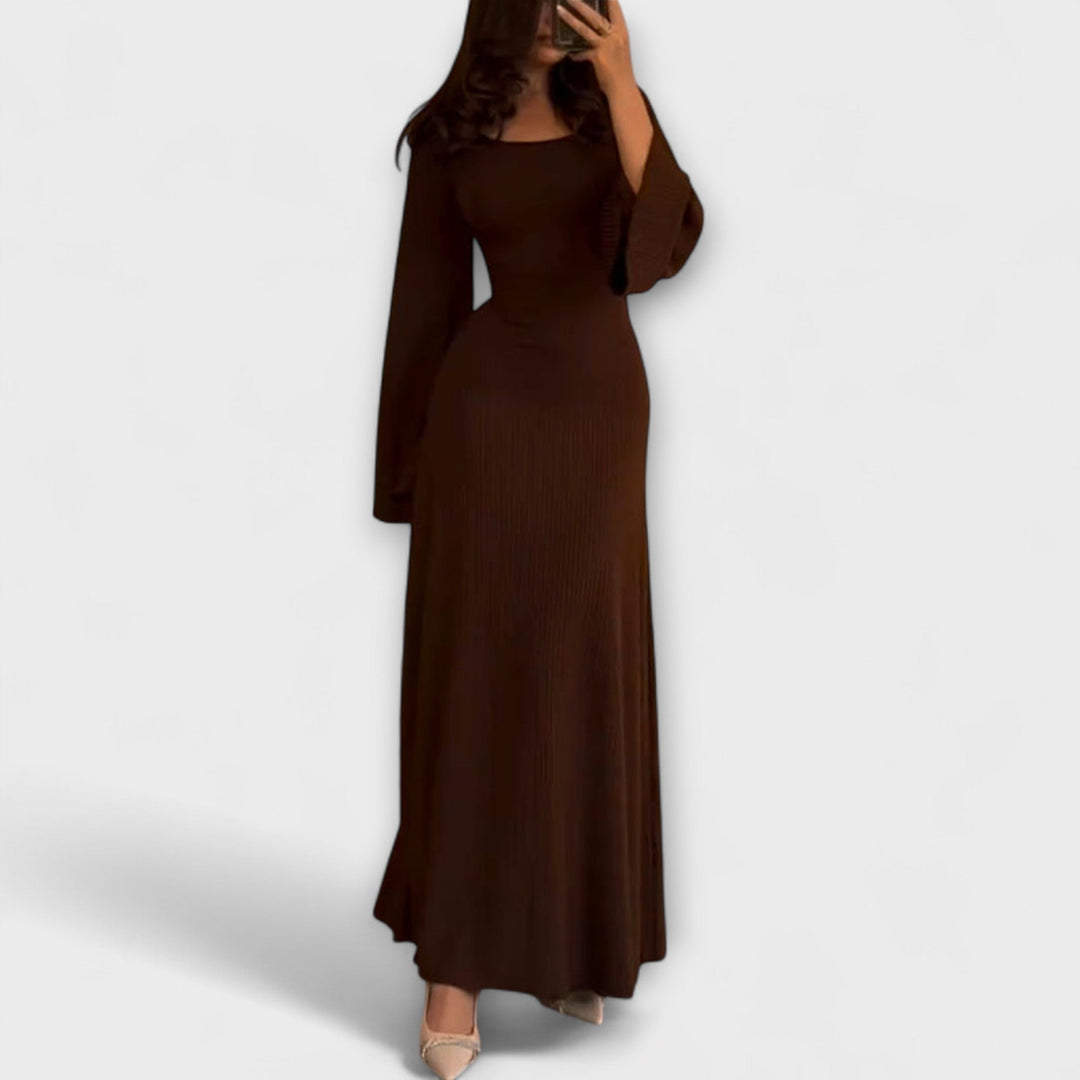 Jocelyn - Schickes Strickkleid mit Taillendetail