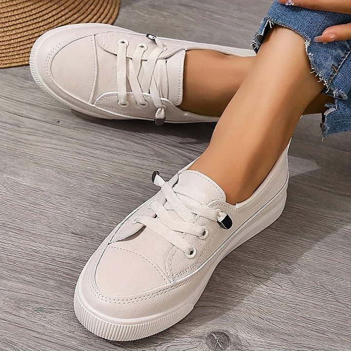 Cora | Weisse Low-Top-Sneakers aus Leder mit Schnürung für Damen