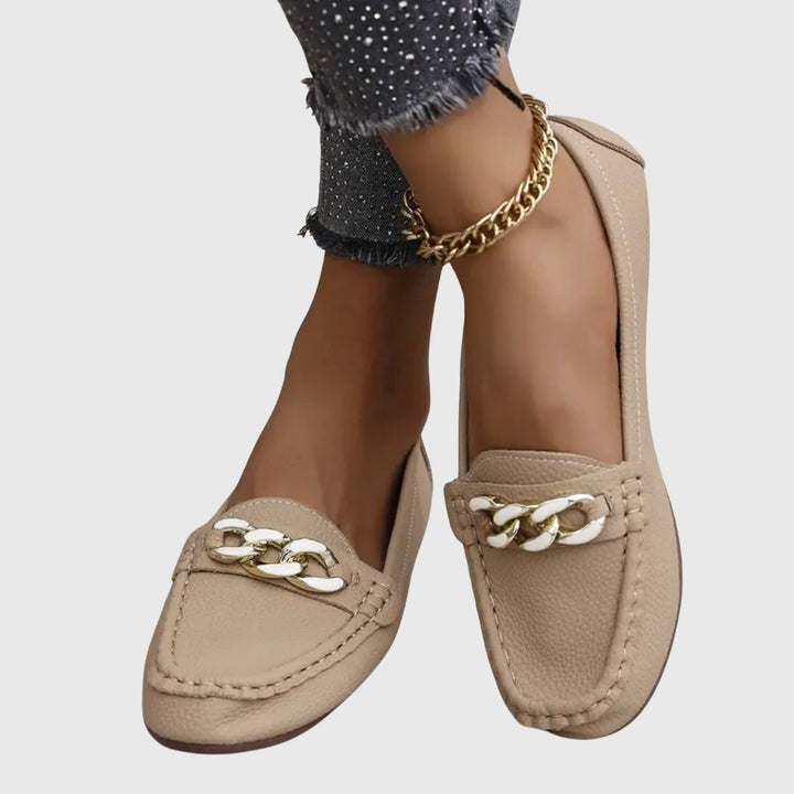 Melissa | Leder-Loafer mit Kettendetail für Damen