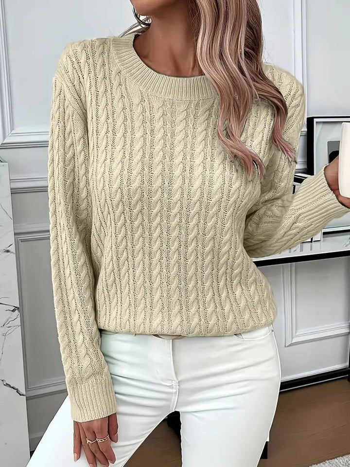 Guinevere | Hüftlanger Zopfstrickpullover mit Rundhalsausschnitt für Damen