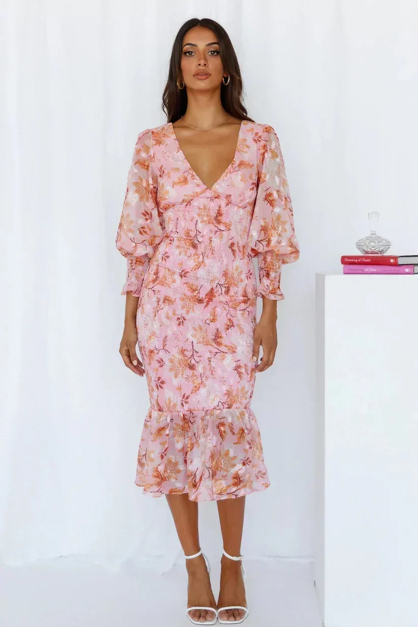 Julia | Geblümtes Damen-Midikleid mit V-Ausschnitt und Puffärmeln für Hochzeitsgäste