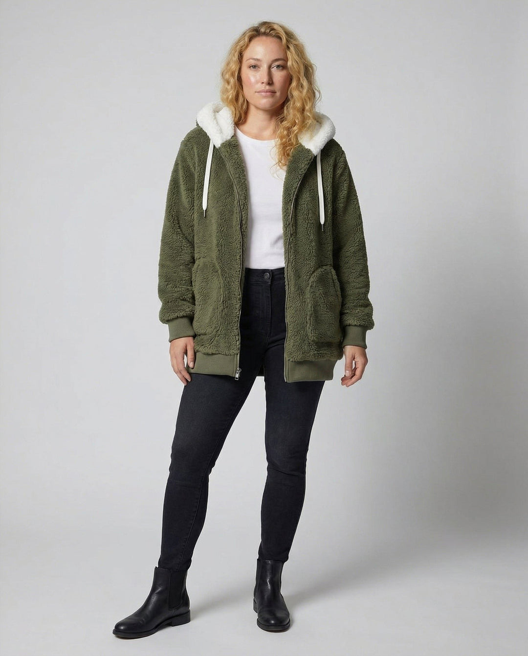 Iolanthe | Oversized-Fleecejacke mit Kapuze für Damen