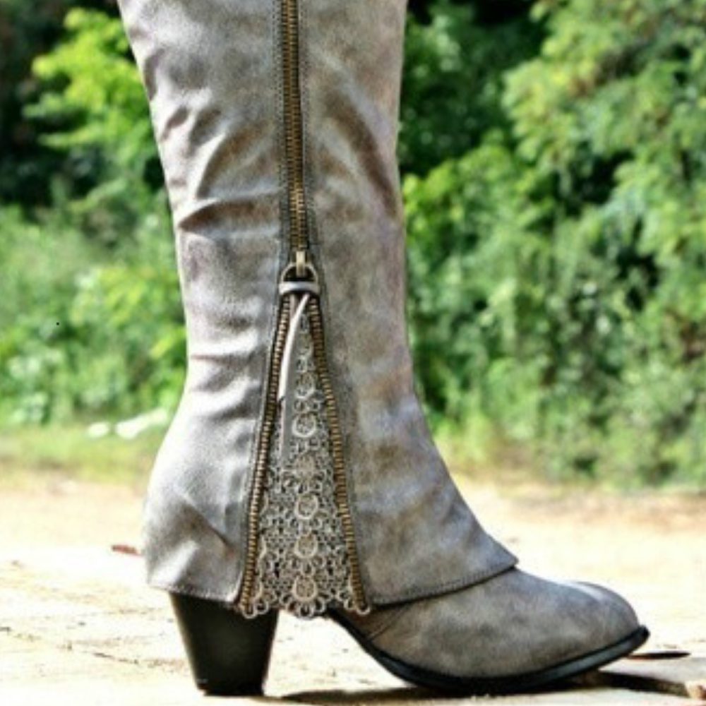 Marina | Stiefel mit Blockabsatz, Reissverschluss und Spitzendetail für Damen