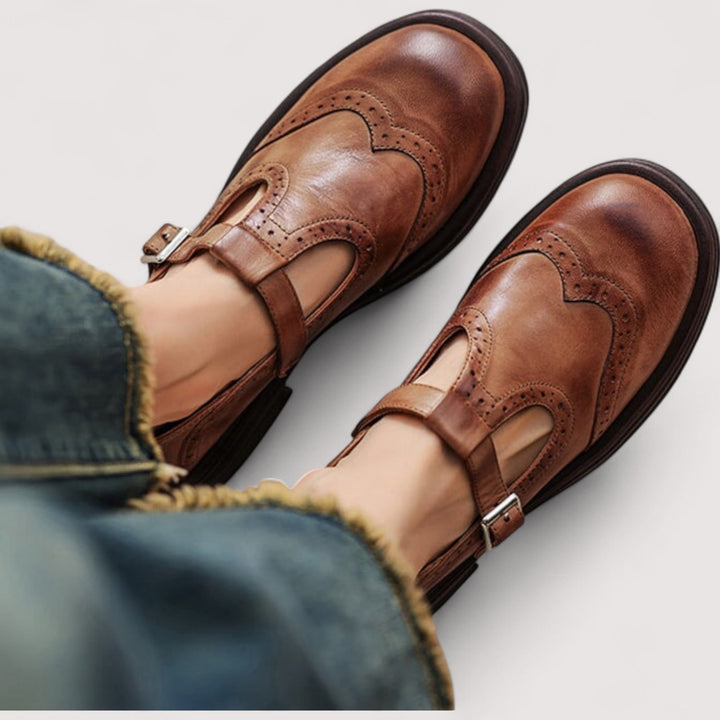 Edeltraud - Elegante Spangen-Halbschuhe