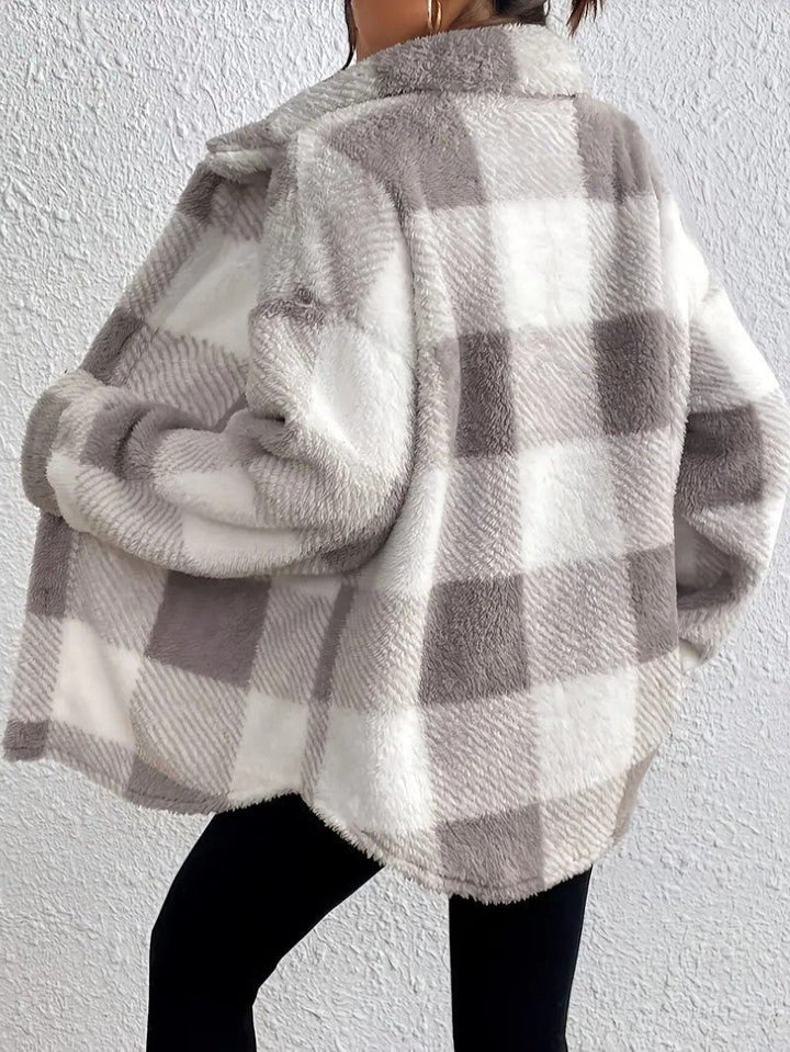Maurelle | Karierte Oversized-Jacke aus weichem Flausch mit Knopfleiste für Damen