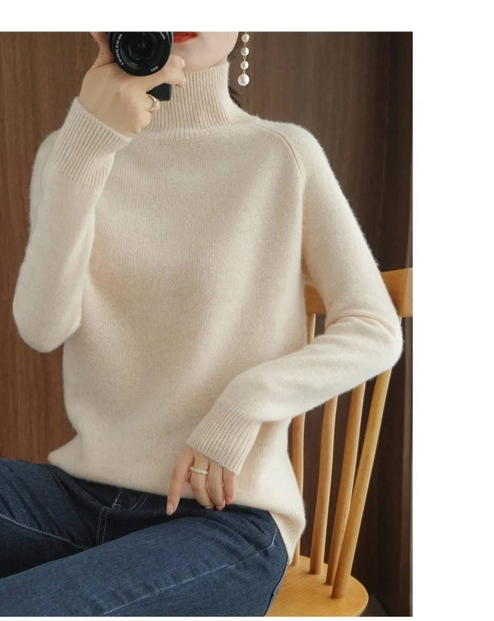 Sybille | Rippstrickpullover mit Rollkragen und Rippdetails für Damen